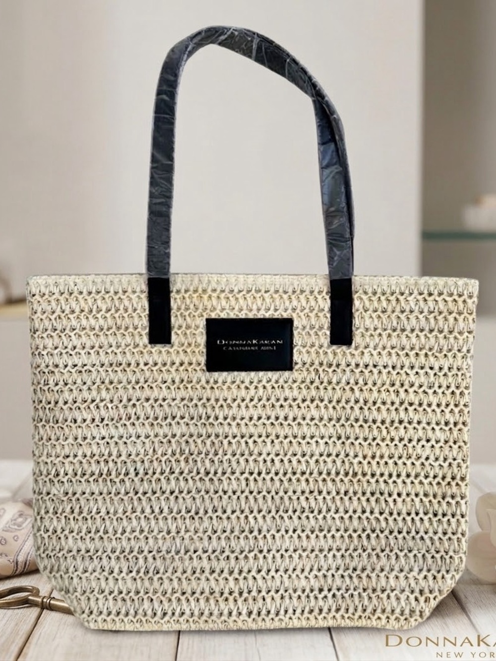 DONNA KARAN ‘Cashmere Mist’ Woven‎ Straw Tote/Shoulder Lined Travel Beach NWOT!